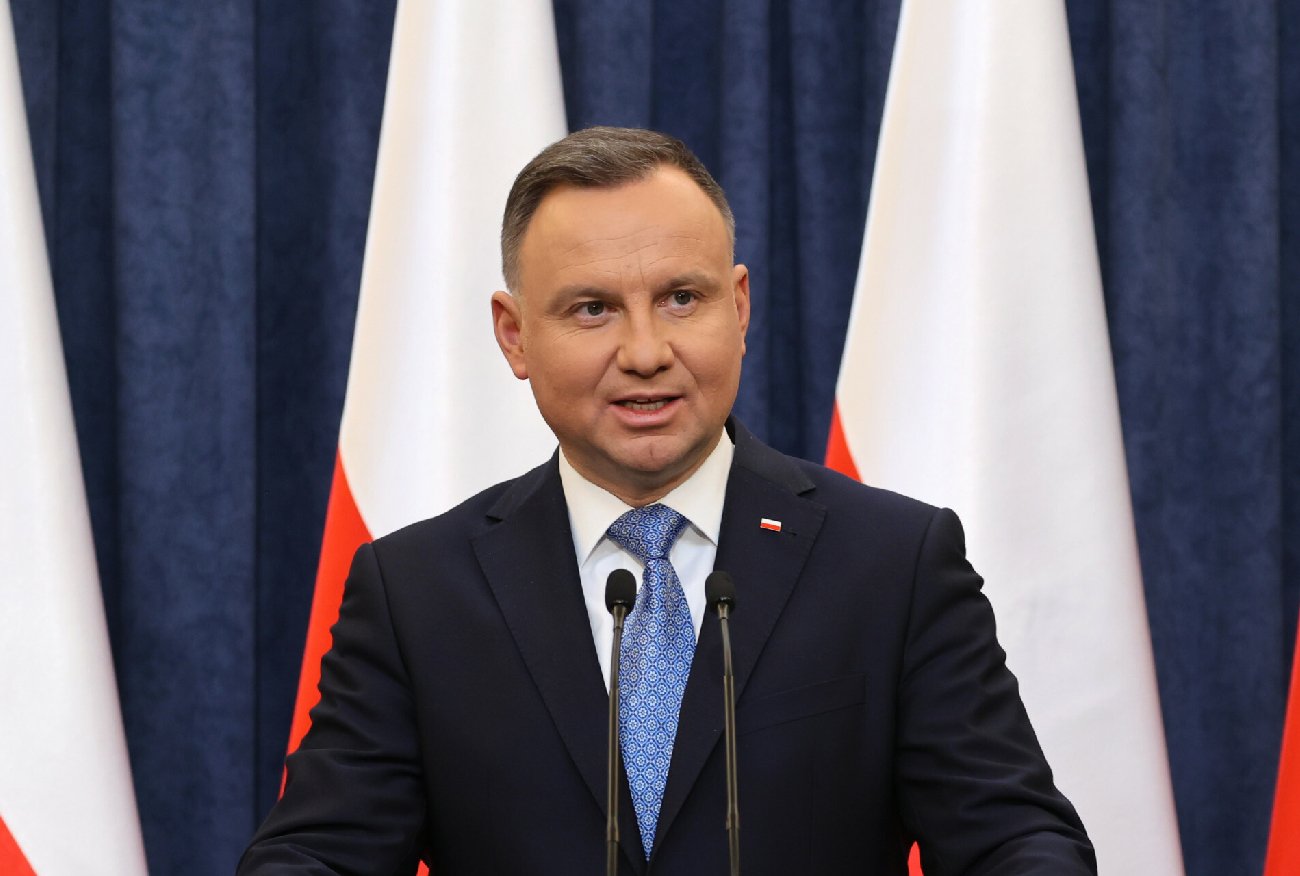 Andrzej Duda podpisał dymisję ambasadora RP w Czechach. Powodem Turów