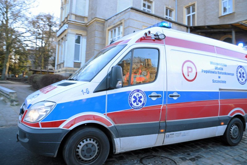 Trzy miesięczny chłopczyk walczy o życie. Ma pękniętą podstawę czaszki.