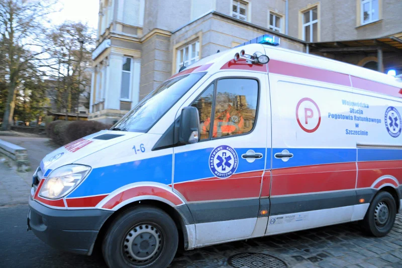 Trzy miesięczny chłopczyk walczy o życie. Ma pękniętą podstawę czaszki.