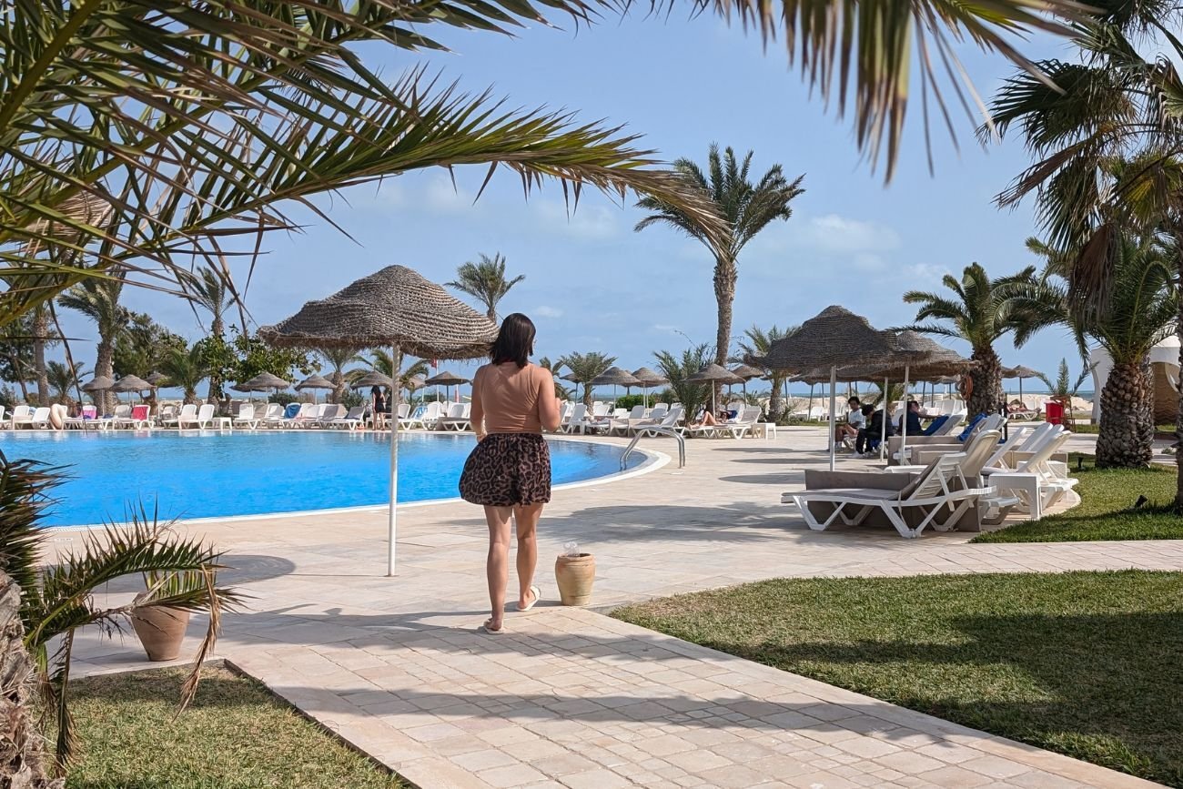 Dziwny zwyczaj Tunezyjczyków. Podczas all inclusive mogą wypatrywać twojego dziecka