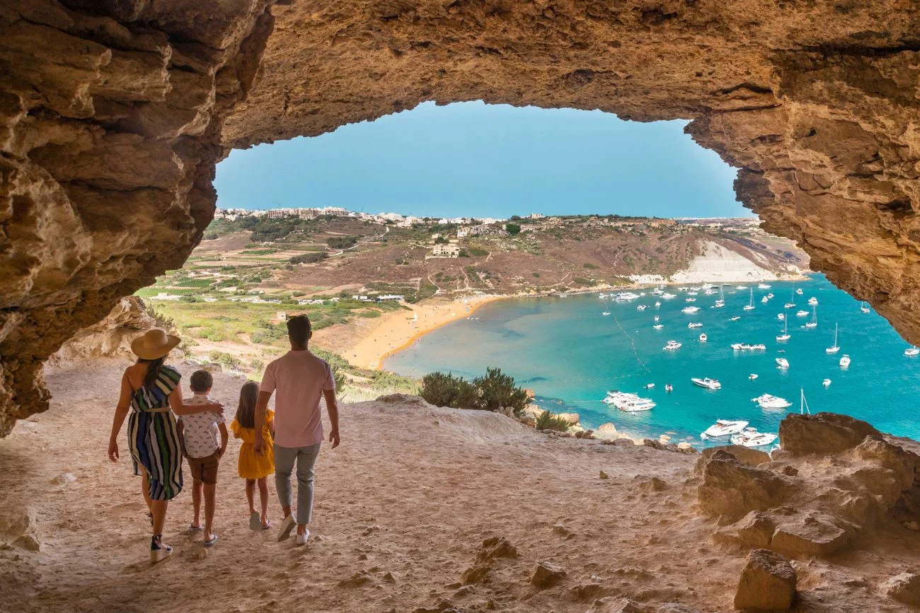 Tal-Mixta Cave