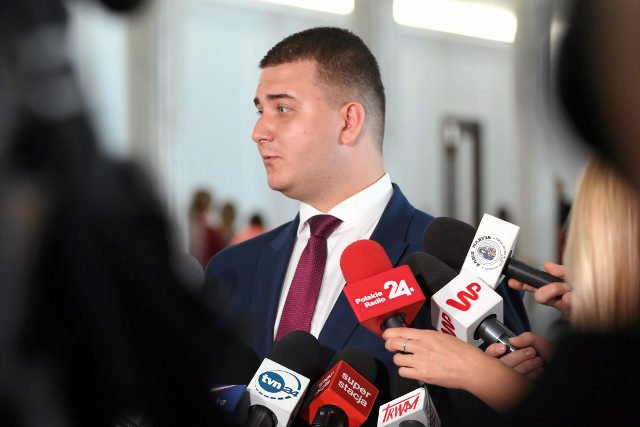 Z Wikipedii zniknęło hasło "Bartłomiej Misiewicz".