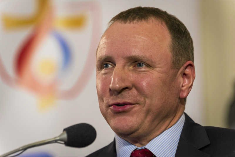 Jacek Kurski próbuje coś ugrać na awanturze z Piotrem Glińskim.