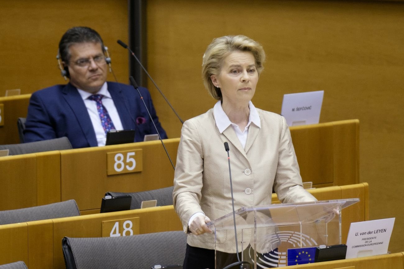 Ursula von der Leyen, szefowa KE, która zatwierdza KPO.