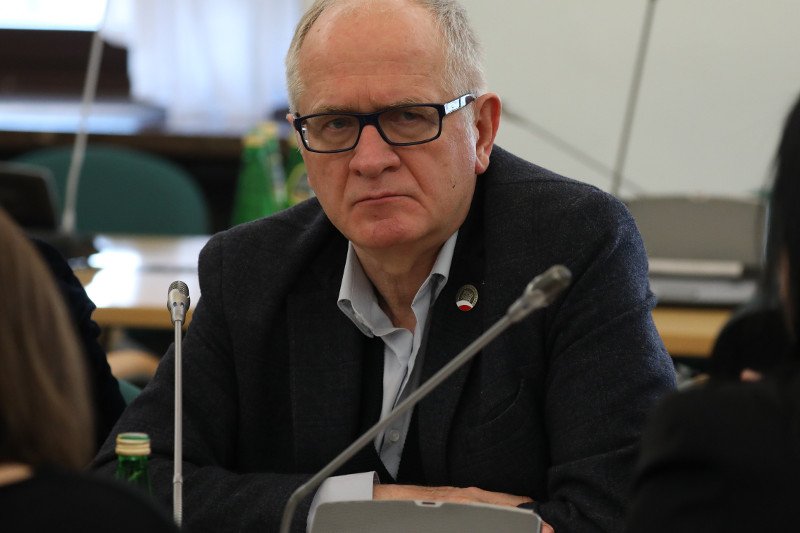 Ojciec szefa Rady Mediów Narodowych był tajnym współpracownikiem Służby Bezpieczeństwa.