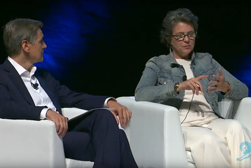 Uczestnicy panelu zastanawiali się, w jaki sposób zerwać z tradycyjnym wizerunkiem kobiety jako gospodyni domowej