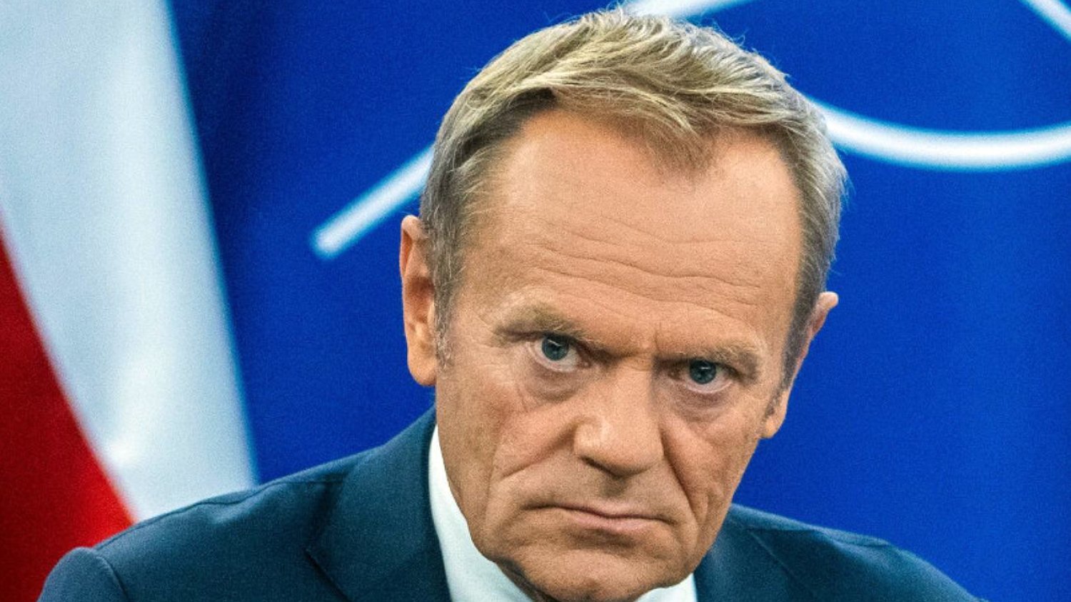 Donald Tusk reaguje: Wypalimy żelazem każdą zdradę i próbę destabilizacji.