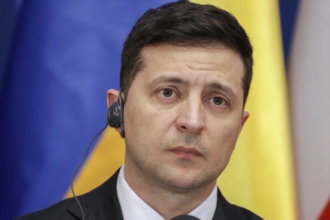 Na Ukrainie wprowadzono stan wyjątkowy.