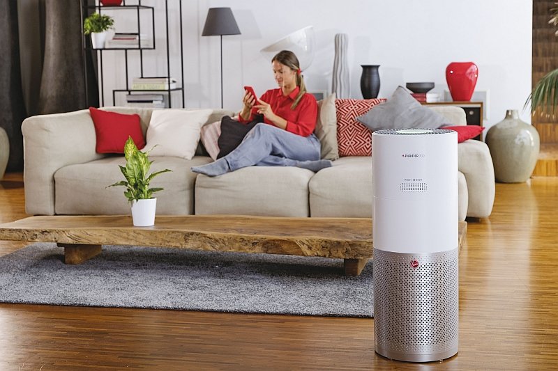 Hoover 4w1 Oczyszczacz H-PURIFIER 700 to niezwykle innowacyjny oczyszczacz i nawilżacz powietrza z czujnikiem czadu i funkcją aromaterapii. Wielofunkcyjne urządzenie chroni przed smogiem, bakteriami, wirusami i alergenami
