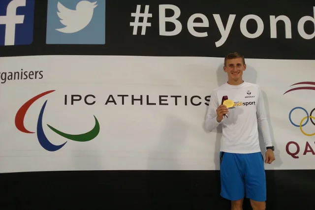 Maciej Lepiato stypendysta Renault Handisport Team
