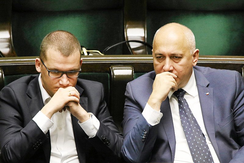 Paweł Szefernaker zamienił Kancelarię Premiera Ministerstwo Spraw Wewnętrznych i Administracji. Został zastępcą szefa MSWiA Joachima Brudzińskiego.