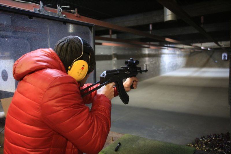 Antoni Macierewicz chciał, żeby powstało w Polsce 380 strzelnic. Jest na razie jedna...