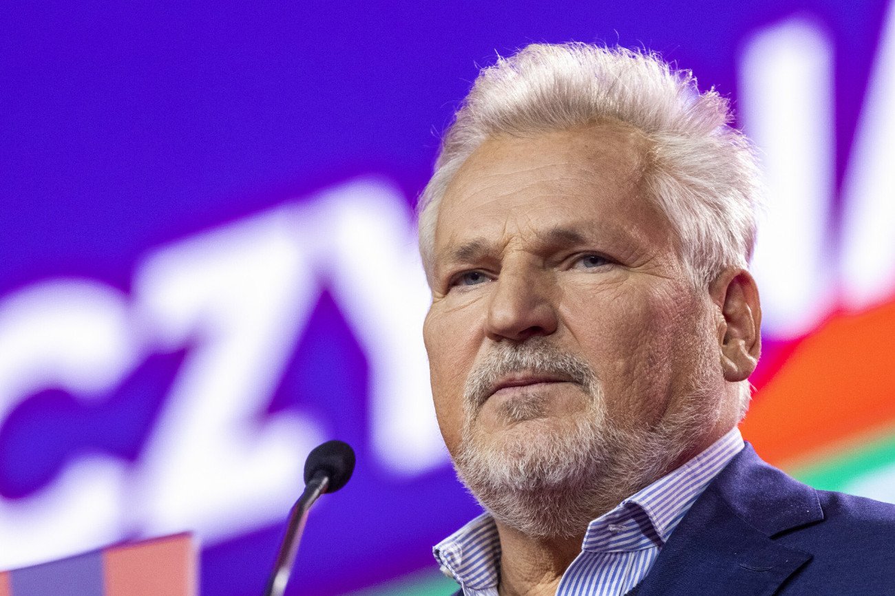 Aleksander Kwaśniewski skomentował pogłoski o przyspieszonych wyborach.