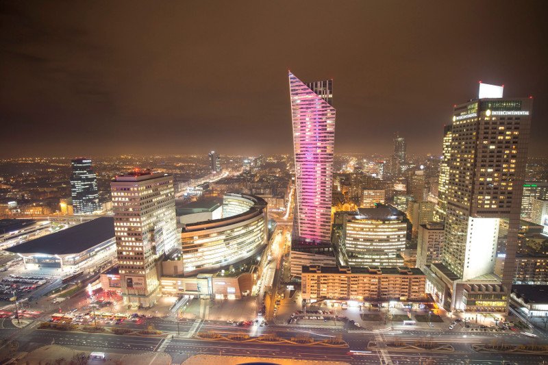 Koniec coachingowej demagogii - do korpo świata wkracza stoicyzm. Tam spokój potrzebny jest ASAP