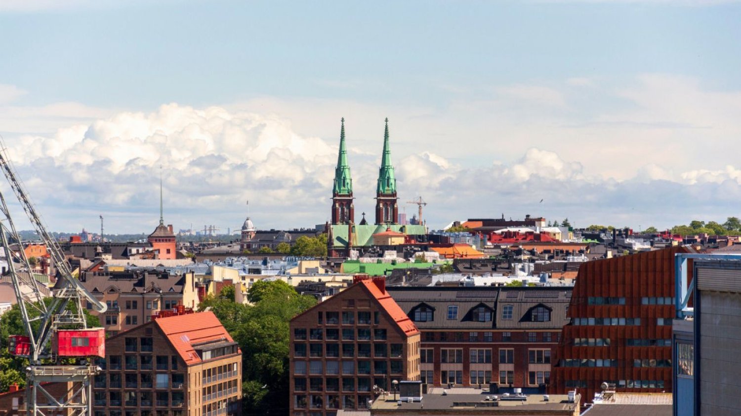 Najbezpieczniejsze miasta na samotną podróż dla kobiet. Ten kierunek na pierwszym miejscu. Helsinki na szczycie. To najlepszy kierunek dla kobiet podróżujących solo.