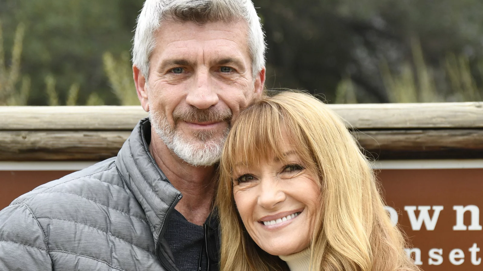 Jane Seymour i Joe Lando w "A Christmas Spark" Jane Seymour i Joe Lando w "A Christmas Spark"