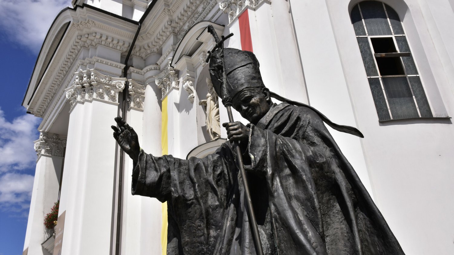 Rada Miejska w Wadowicach przyjęła uchwałę "o zachowaniu dobrej pamięci o wadowiczaninie św. Janie Pawle II".