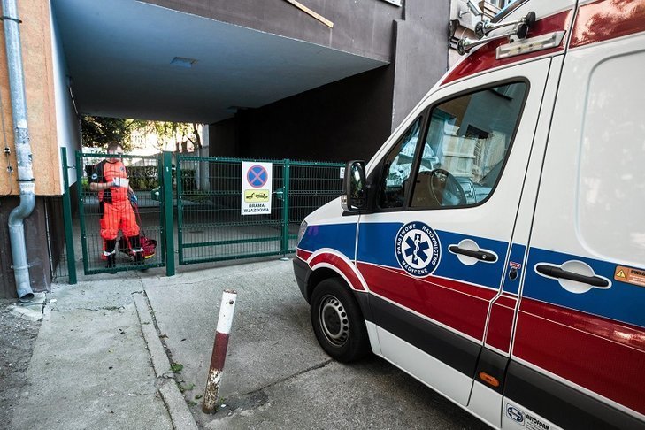 Do oddziału zakaźnego w szpitalu trafiły cztery osoby