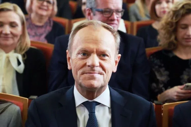 Według Jerzego Borowczaka, Donald Tusk ma zostać szefem Platformy Obywatelskiej.