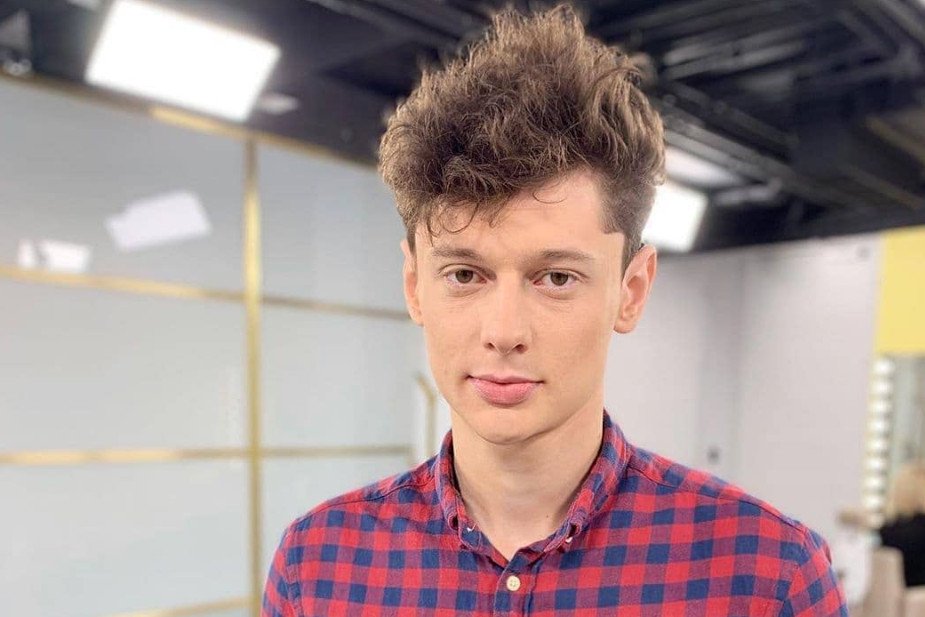 Dawid Woskanian wygrał 8. edycję Top Model w TVN. Mężczyzna zmaga się z zespołem Tourette’a.