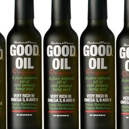 Good Oil, to nasze nowe redakcyjne odkrycie. Olej z konopii, o orzechowym smaku, bogaty w kwasy omega 3