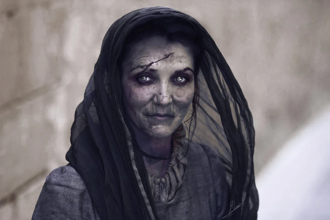 W książkowej sadze "Pieśń Lodu i Ognia" jest wiele wątków, których zabrakło w serialu "Gra o Tron" jak np. ten z Lady Stoneheart.