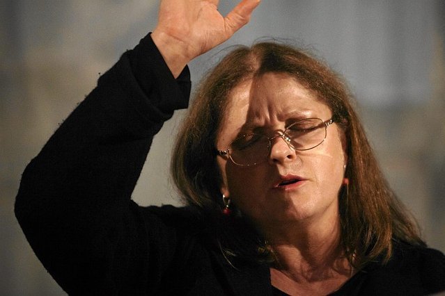 Krystyna Pawłowicz wzięła na celownik niemiecką sieć sklepów Kaufland. Oskarża ją o wprowadzanie w błąd polskich konsumentów.