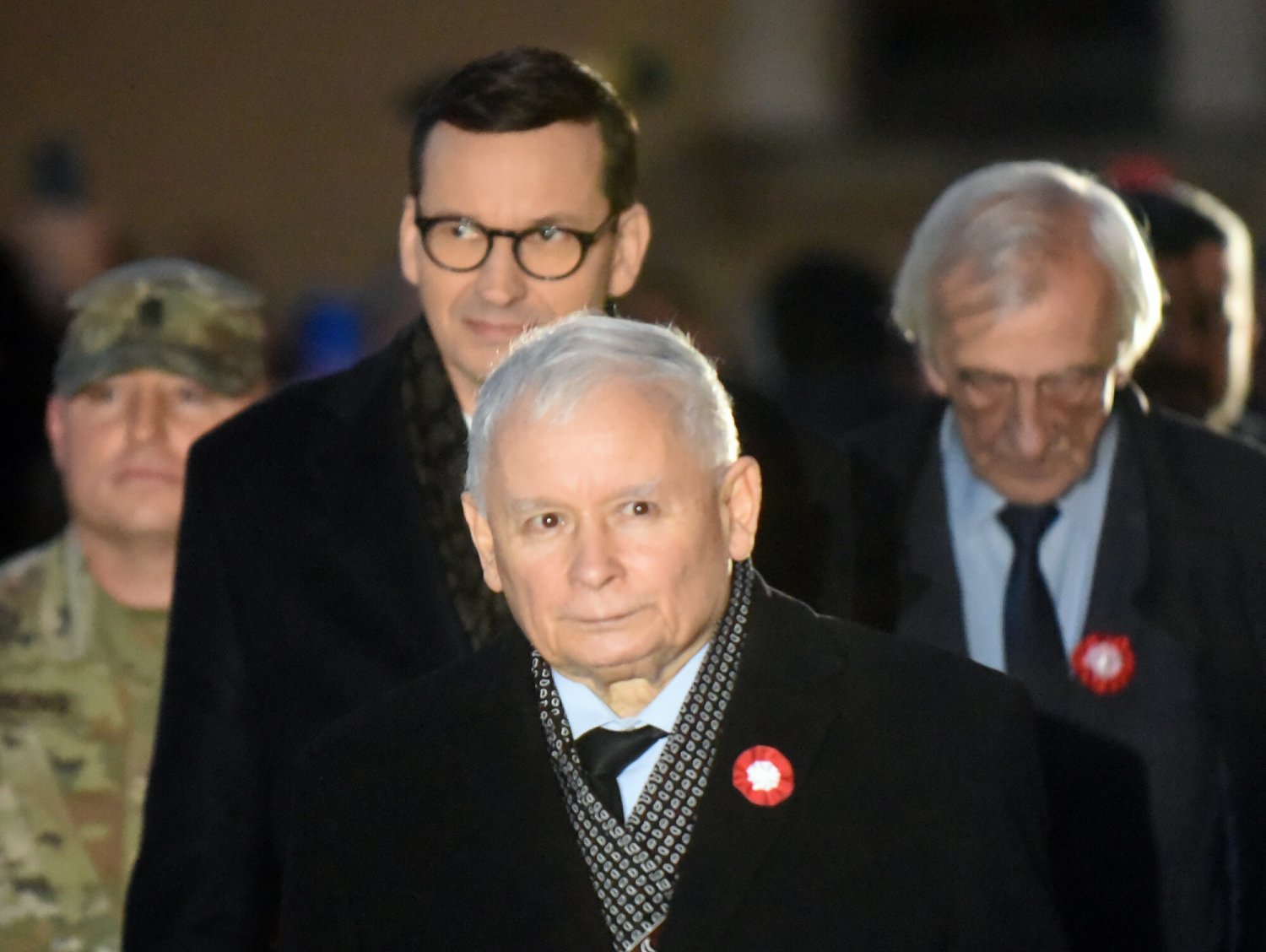 Spora grupa wyborców Zjednoczonej Prawicy obawia się konfliktu zbrojnego.