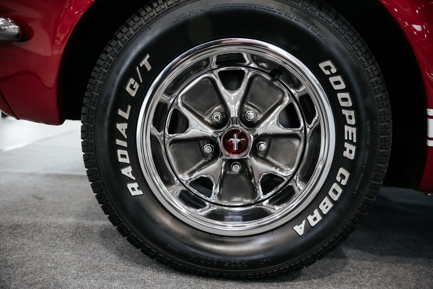 Już wiadomo, kto może legalnie wymienić opony z zimowych na letnie i nie dostanie za to mandatu.