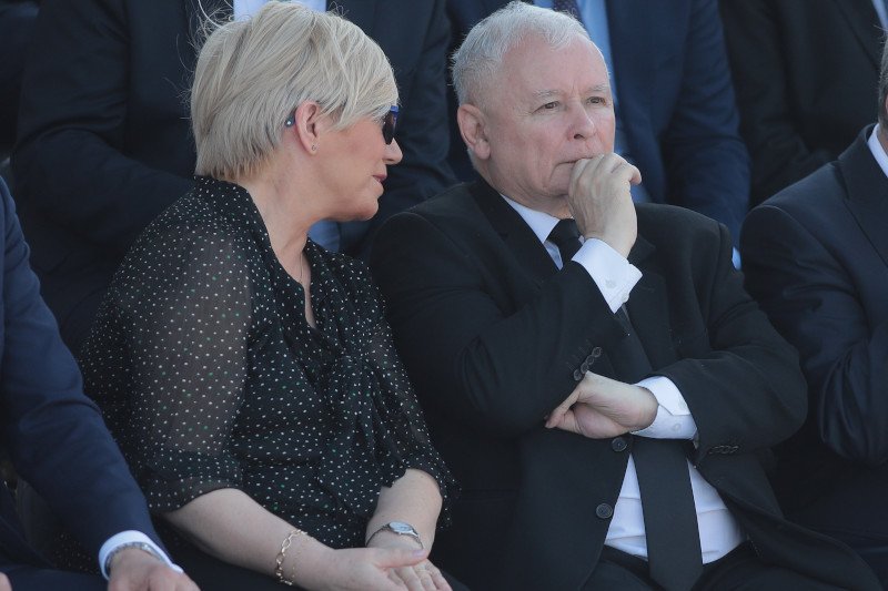 Jarosław Kaczyński, Julia Przyłębska oraz żołnierze Wojsk Obrony Terytorialnej zostaną wyróżnieni przez "Gazetę Polską".