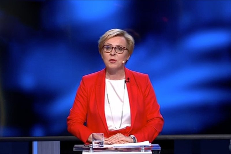 Posłanka Jadwiga Wiśniewska po raz kolejny zaliczyła poważną wpadkę...