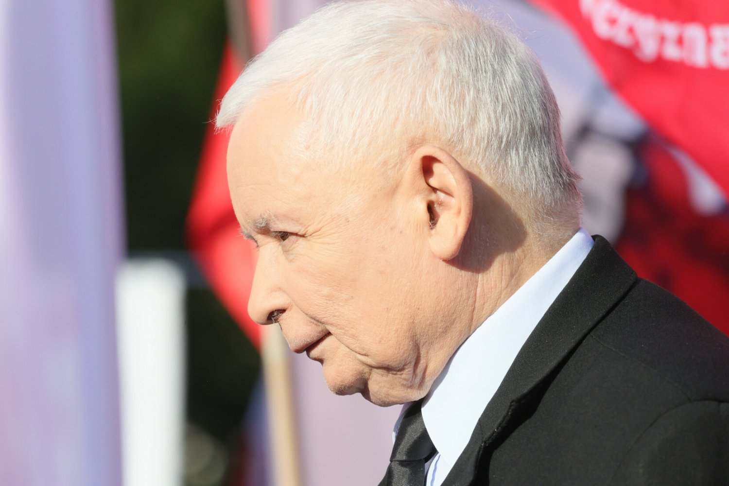 Coraz gorsza sytuacja w PiS. Co zrobi Kaczyński ze swoją partią?