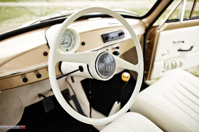 Syrena 105 105L