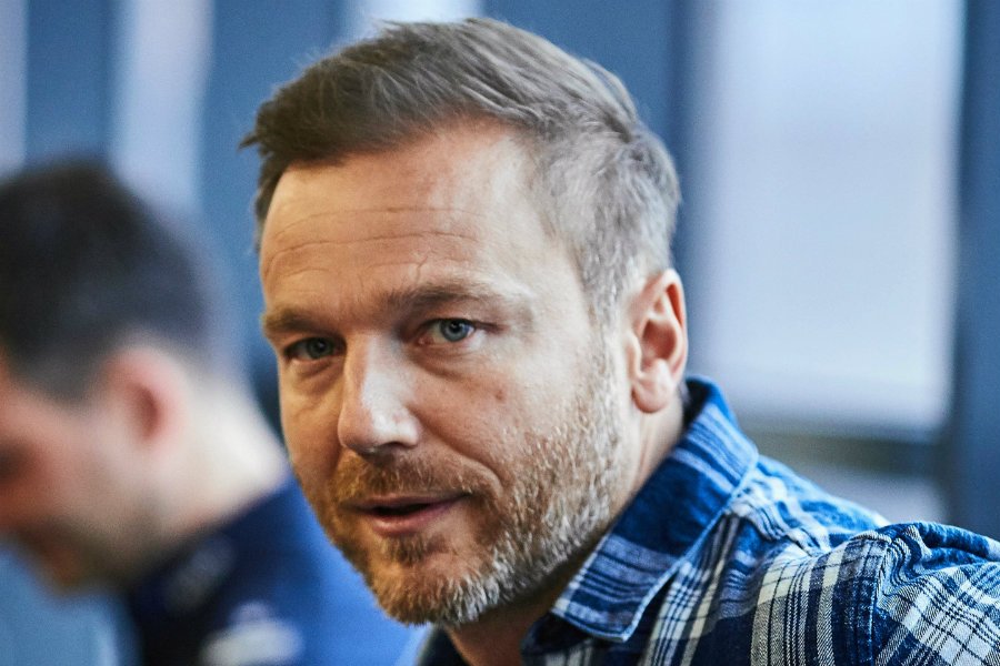 Krystian Wieczorek, czyli Andrzej Budzyński z "M jak miłość", został ojcem. Aktorowi urodziła się córeczka.