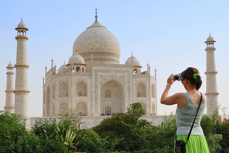 Przypadek zbiorowego gwałtu na Szwajcarce to tylko okazja, by przypomnieć, że w Indiach jakaś kobieta gwałcona jest co 20 minut.