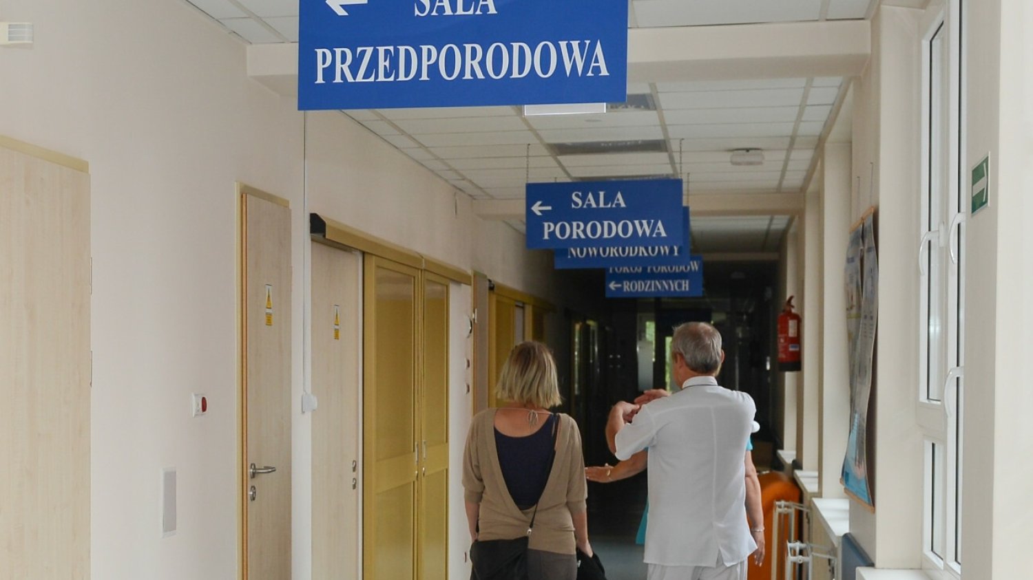 Porodówka w szpitalu. Zdjęcie ilustracyjne.