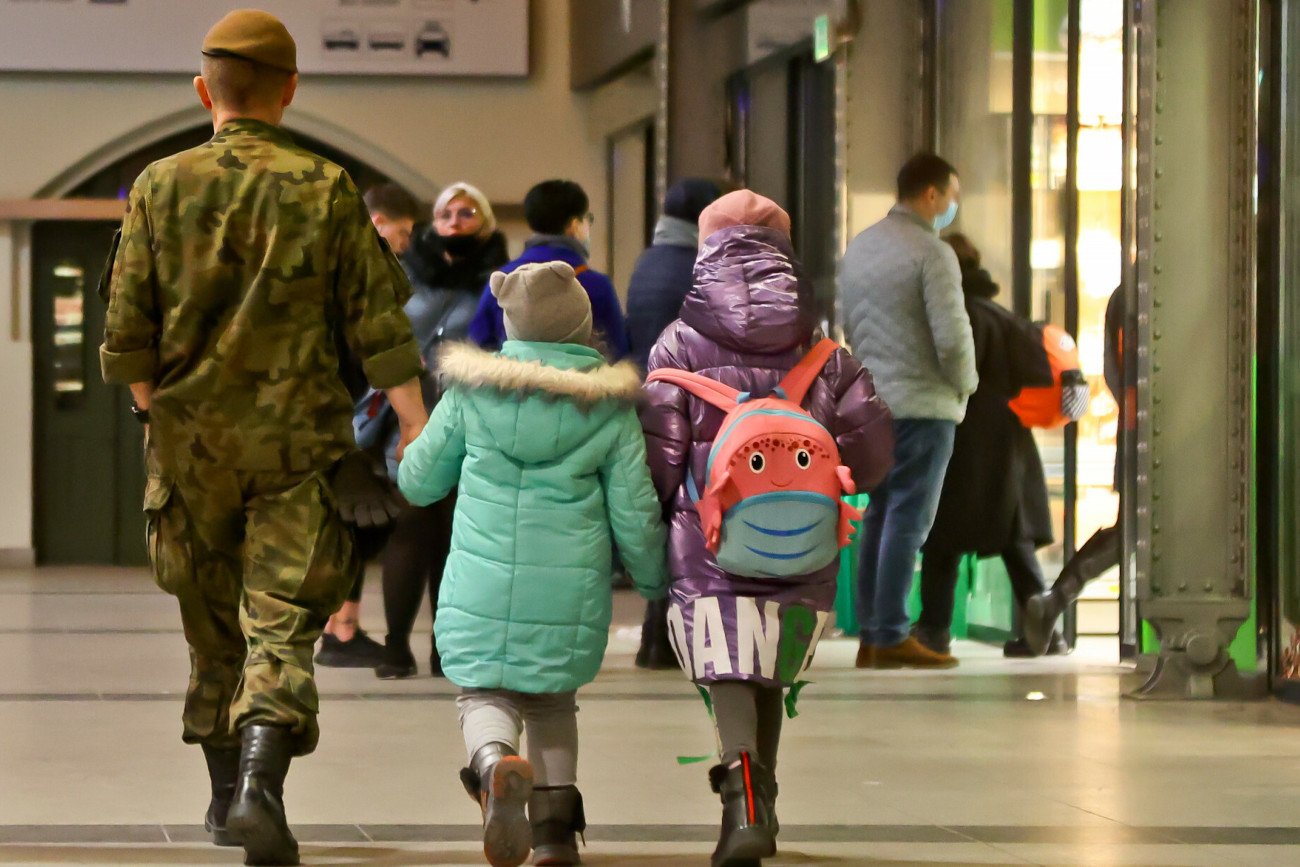 Na terenie powiatu ostrowieckiego zmarła obywatelka Ukrainy, która przyjechała do Polski wraz z wnuczką.