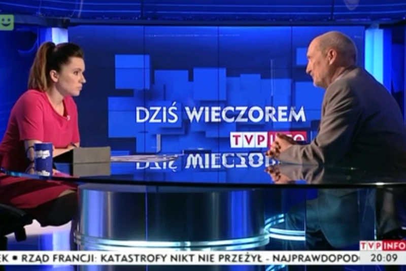 Antoni Macierewicz w TVP INFO atakował Beatę Tadlę.