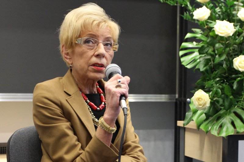 Jak pisze "Wprost", Janina Paradowska spędziła na przyjęciu urodzinowym Sławomira Nowaka "dobre dwie godziny"