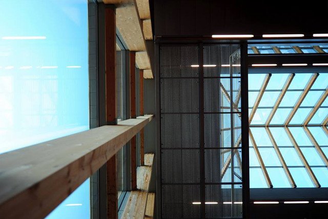 Słowa klucze na tym etapie konkursu to szkło, transparentność, minimalizm, blask, przestrzeń.