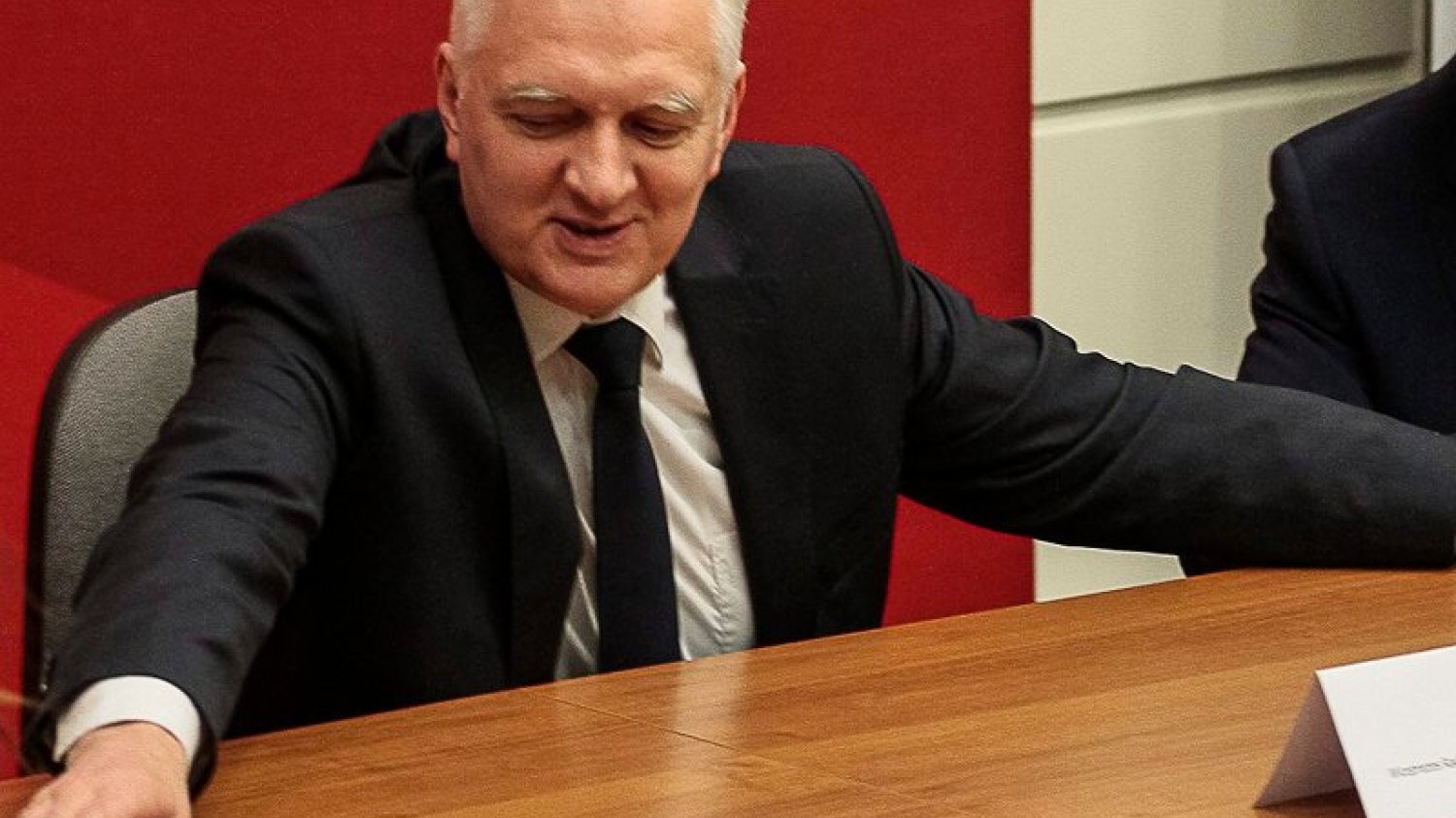 Czy ten awans świadczy, że Jarosław Gowin rozpycha swoją strefę wpływów? Jego dotychczasowy szef gabinetu politycznego, Grzegorz Kądzielawski został wiceprezesem Grupy Azoty.