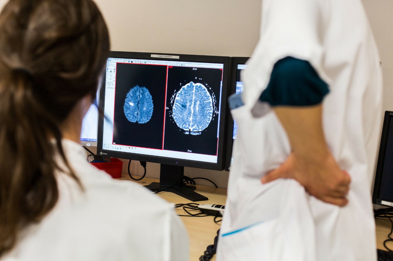 Społeczeństwo się starzeje i przybywa pacjentów z dolegliwościami neurologicznymi. Potrzebne są zmiany systemowe, bo neurologów mamy zbyt mało.