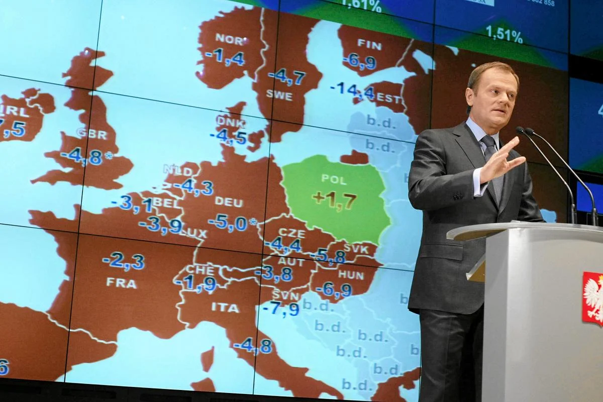 Styczeń 2010, Giełda Papierów Wartościowych. Premier Donald Tusk podczas konferencji dot. wzrostu PKB za 2009 rok.