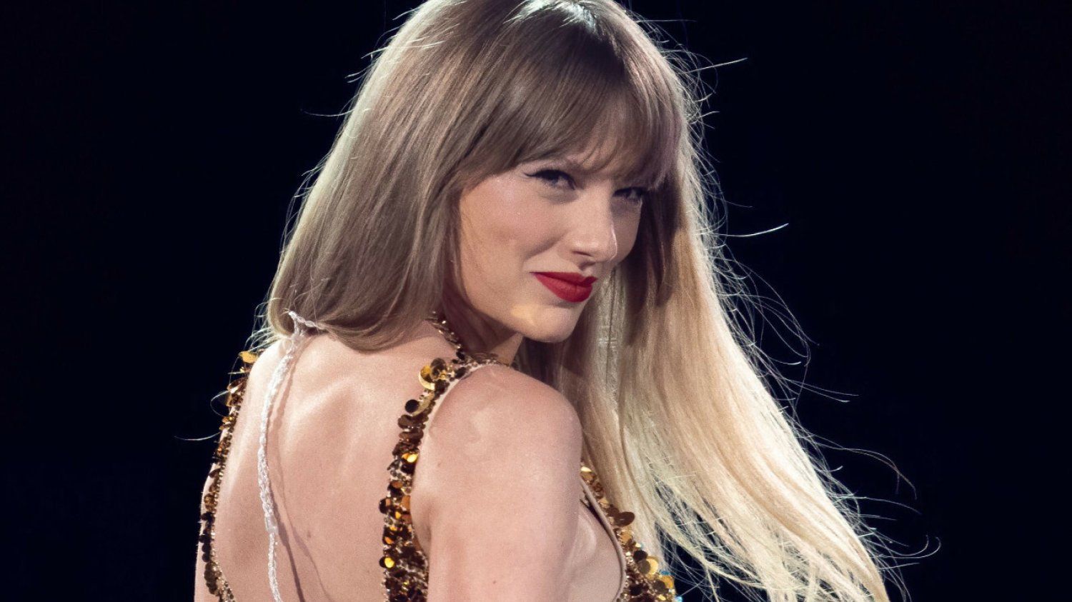 Taylor Swift stanęła w obronie fanki podczas koncertu. Zganiła ochroniarza za jego zachowanie. Taylor Swift stanęła w obronie fanki podczas koncertu. Zganiła ochroniarza za jego zachowanie.