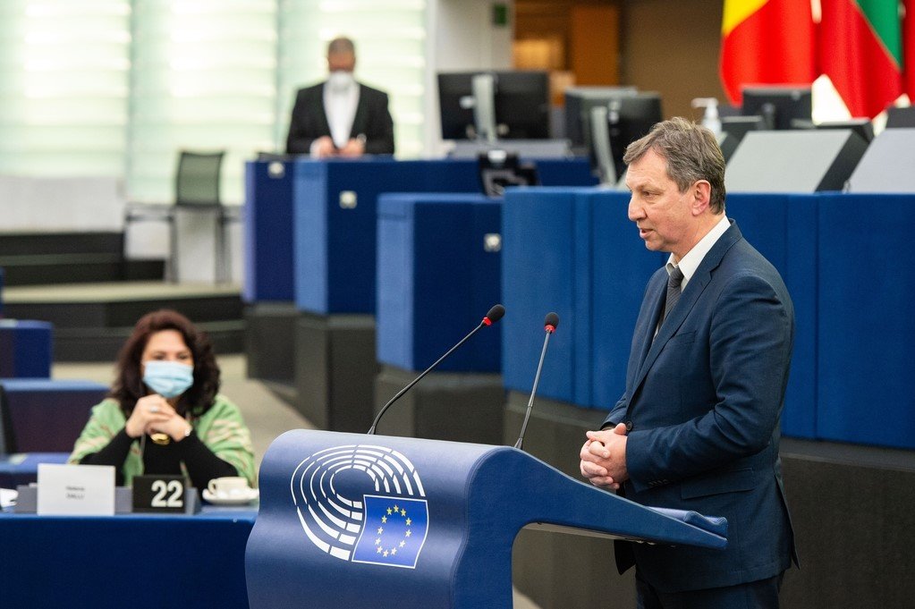 Andrzej Halicki na sesji plenarnej Parlamentu Europejskiego w Strasburgu