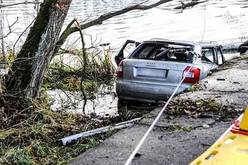 W audi zginęło 5 osób. Czy przyczyną była nadmierna prędkość?