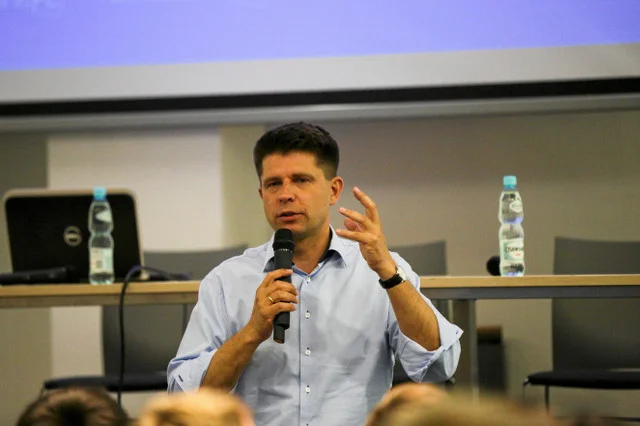 Ryszard Petru z nowymi pomysłami wyborczymi: PIT, CIT i VAT po 16 proc., likwidacja KRUS, bardziej zrozumiałe prawo