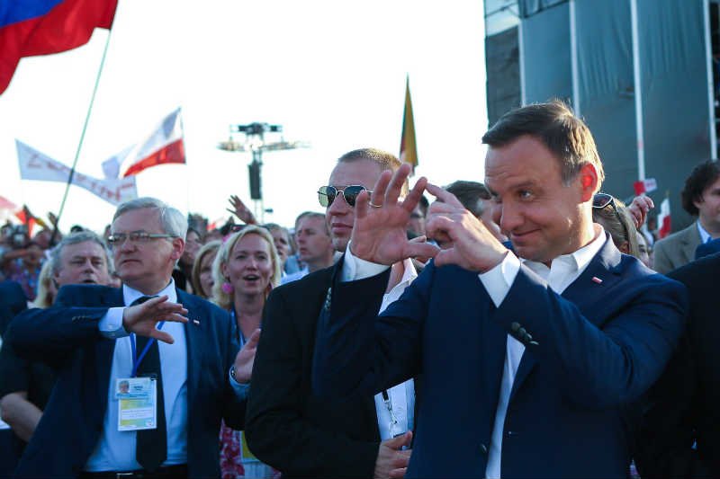 Andrzej Duda podpisał ustawę o Trybunale Konstytucyjnym.