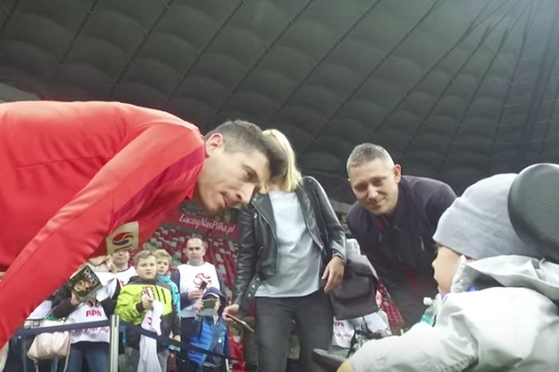 Niepełnosprawny Franek będzie towarzyszył Robertowi Lewandowskiemu przed meczem z Czarnogórą.