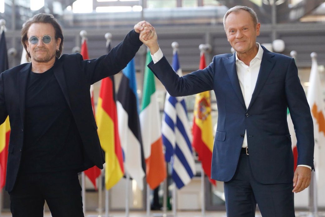 Donald Tusk spotkał się z Bono w siedzibie europarlamentu w Brukseli.